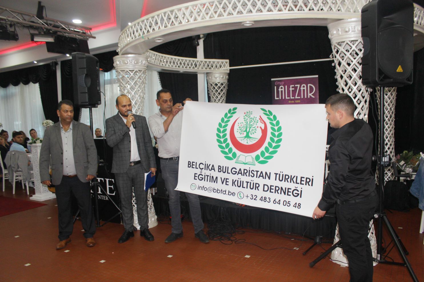 BULGARİSTAN TÜRKLERİ DÜZENLEDİKLERİ İFTARâ€™DA DERNEK MÜJDESİ VERDİLER