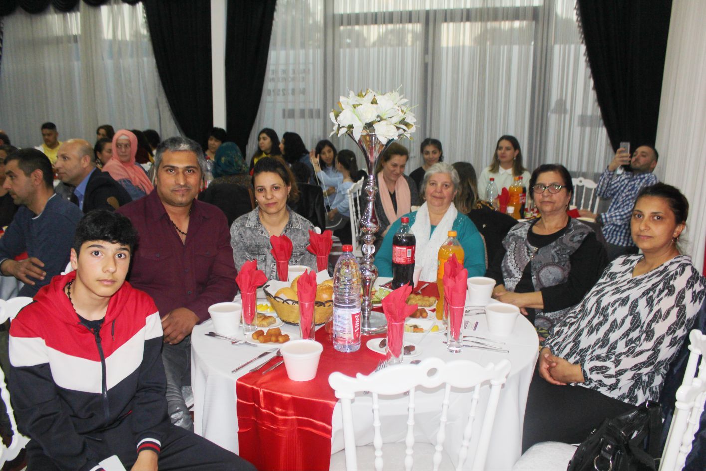 BULGARİSTAN TÜRKLERİ DÜZENLEDİKLERİ İFTARâ€™DA DERNEK MÜJDESİ VERDİLER