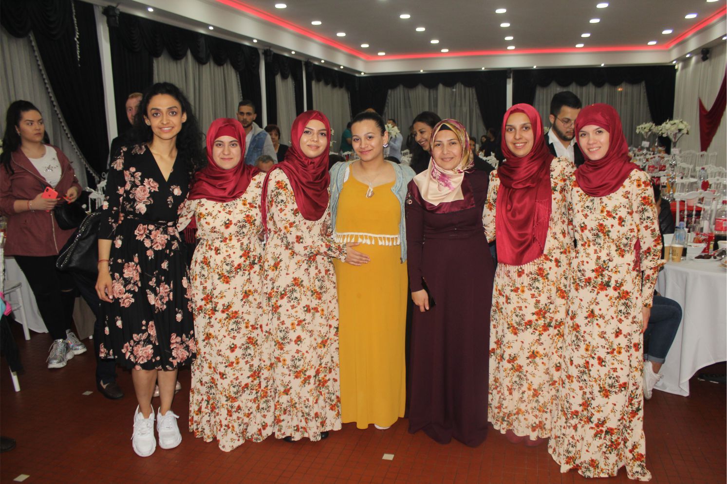 BULGARİSTAN TÜRKLERİ DÜZENLEDİKLERİ İFTARâ€™DA DERNEK MÜJDESİ VERDİLER