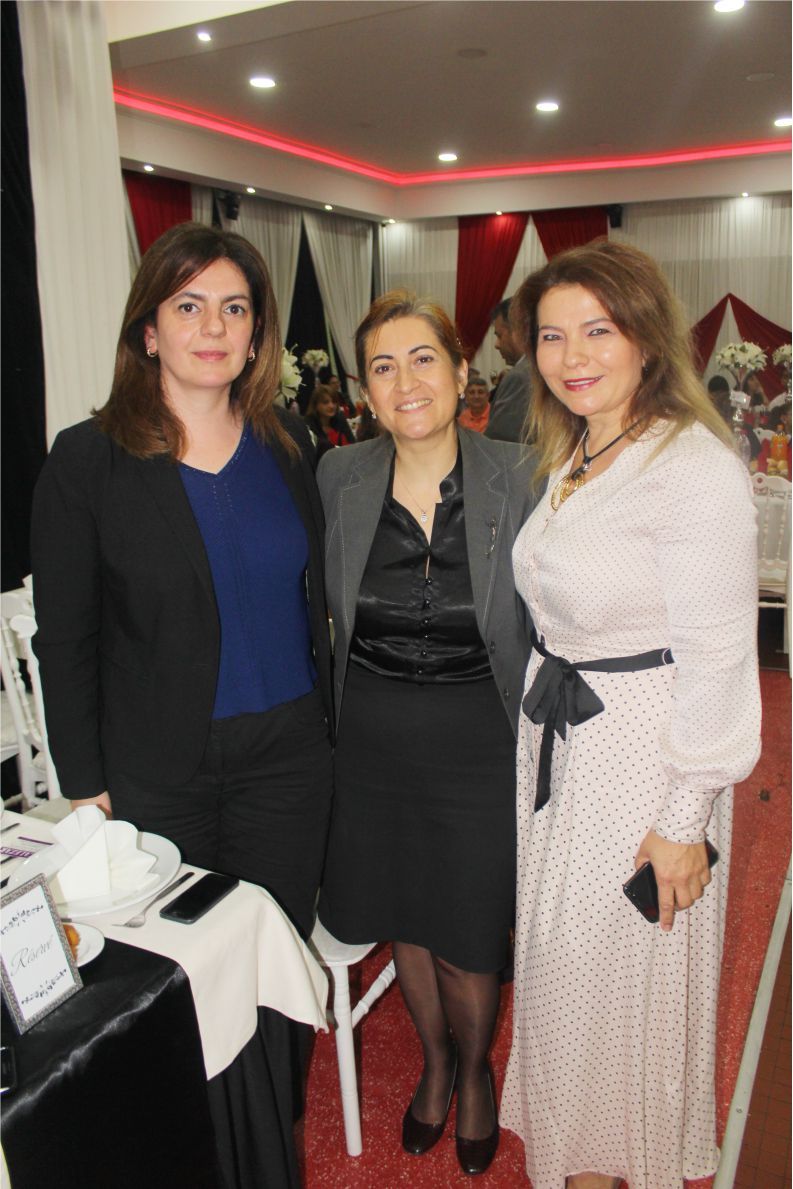 BULGARİSTAN TÜRKLERİ DÜZENLEDİKLERİ İFTARâ€™DA DERNEK MÜJDESİ VERDİLER