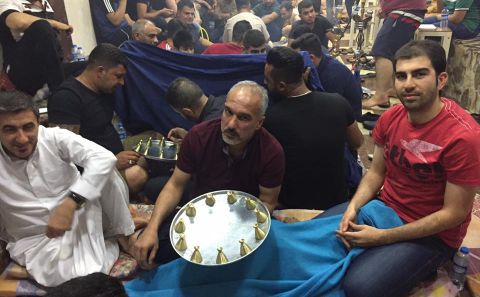 ~~Ramazan'da Türkmenlere  has â€œSini Zarfâ€ oyunu