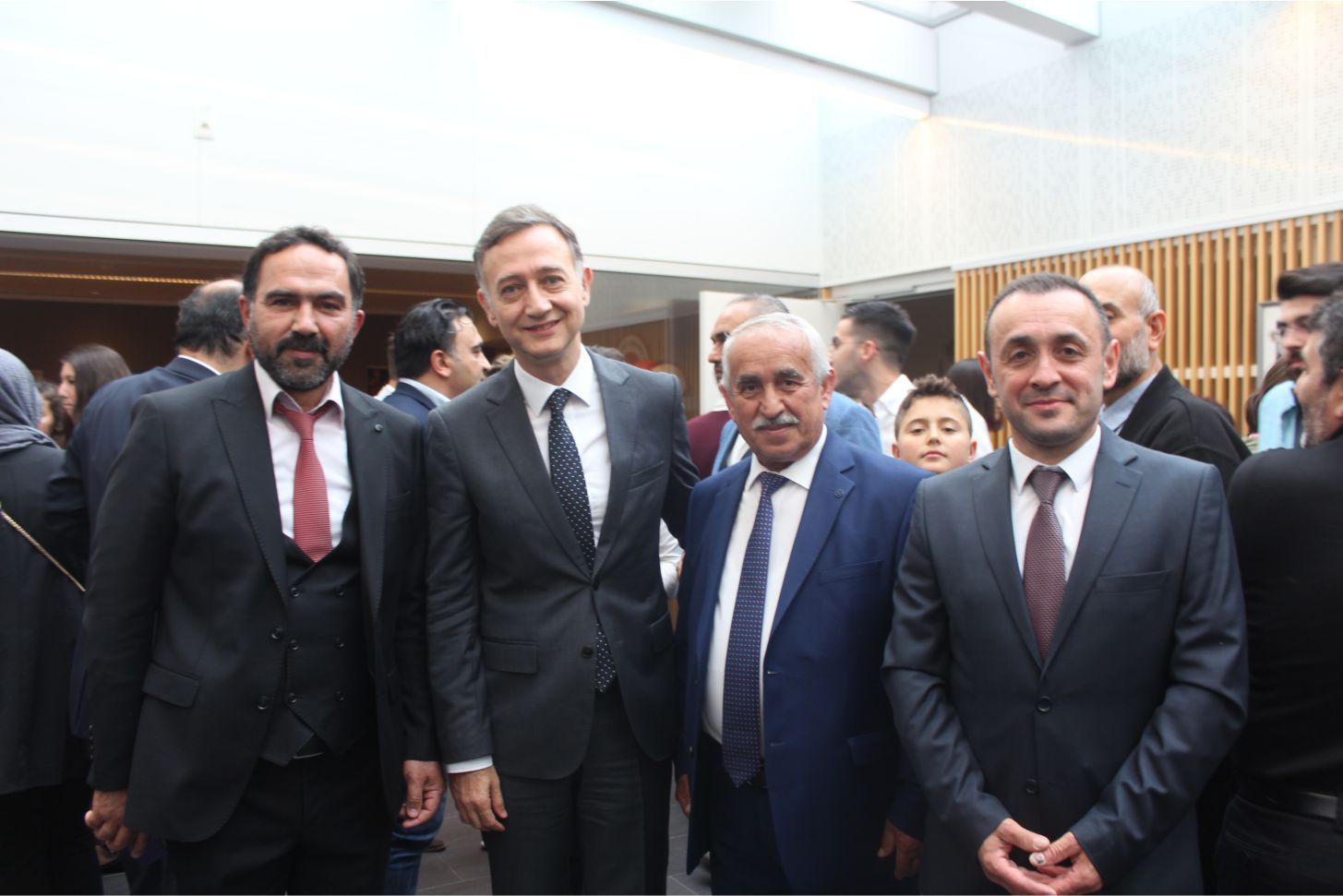 BAŞKONSOLOSLUK VATANDAŞLARI BAYRAMLAŞMADA BULUŞTURDU