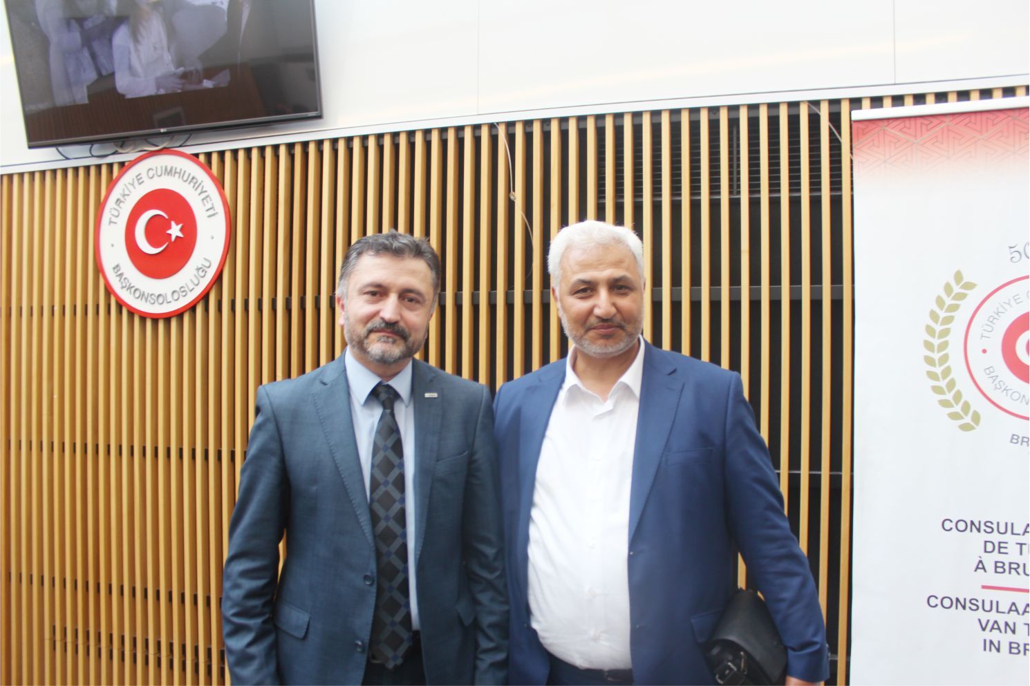 BAŞKONSOLOSLUK VATANDAŞLARI BAYRAMLAŞMADA BULUŞTURDU
