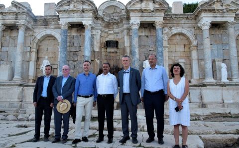 BÜYÜKELÇİLER SAGALASSOS ANTİK KENTİÂ´Nİ GEZDİ