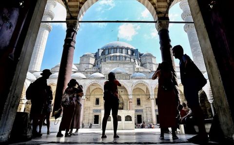 Türkiye'yi 7 ayda 24 milyonu aşkın yabancı ziyaret etti