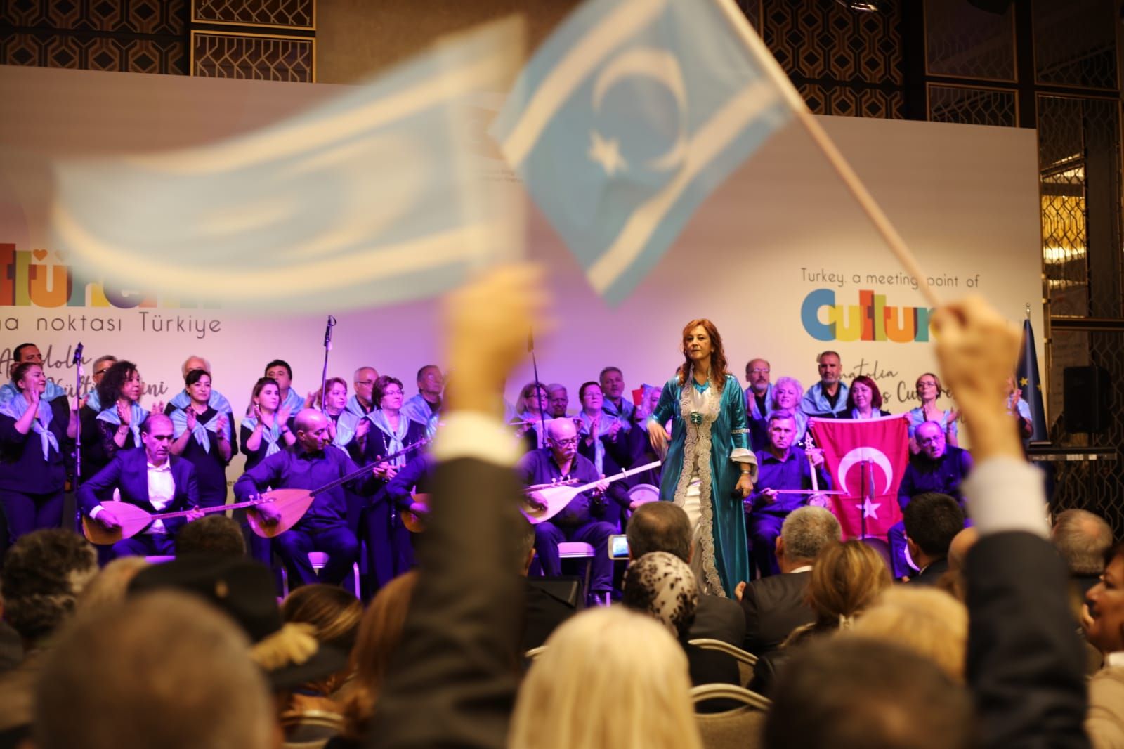 Kerkük Türküleri Uluslararası Göçmenler Günü’nde Yankılandı