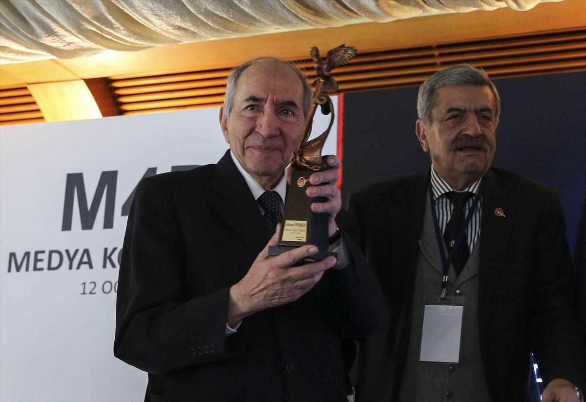 ~~Gazeteciler Cemiyetinden 