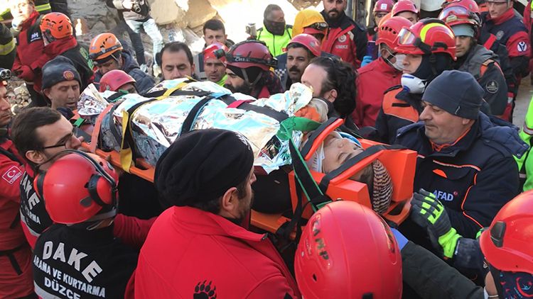 Elazığ'daki depremde 31 kişi hayatını kaybetti, 1607 kişi yaralandı