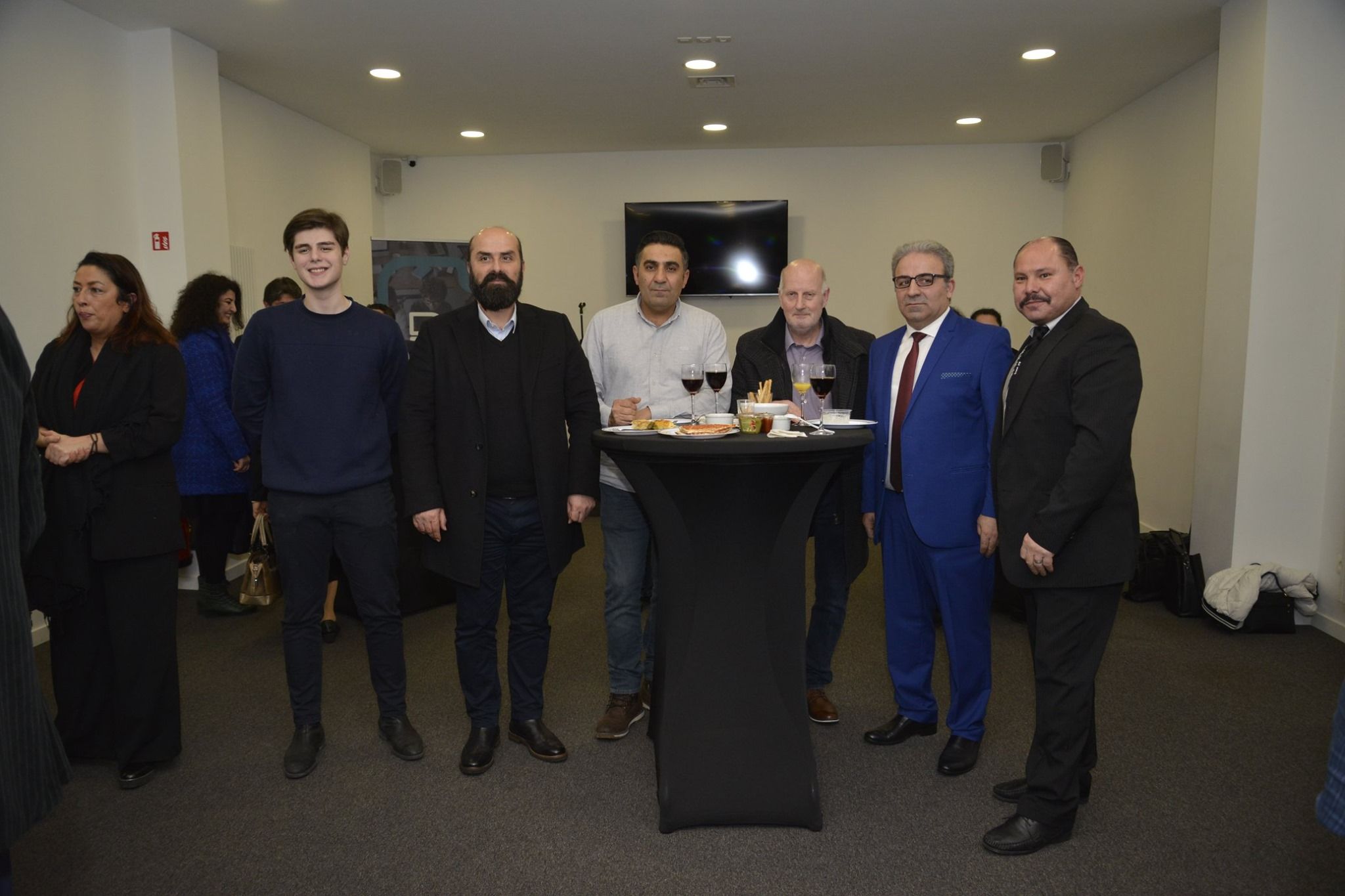 TÜRK DERNEKLER BİRLİĞİ YILBAŞI RESEPSİYONUNA İLGİ HAYLİ BÜYÜKTÜ