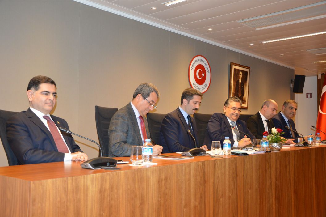 YTB ALT KOMİSYON ÜYELERİ BELÇİKA'DA STK VE BASIN MENSUPLARIYLA BULUŞTU