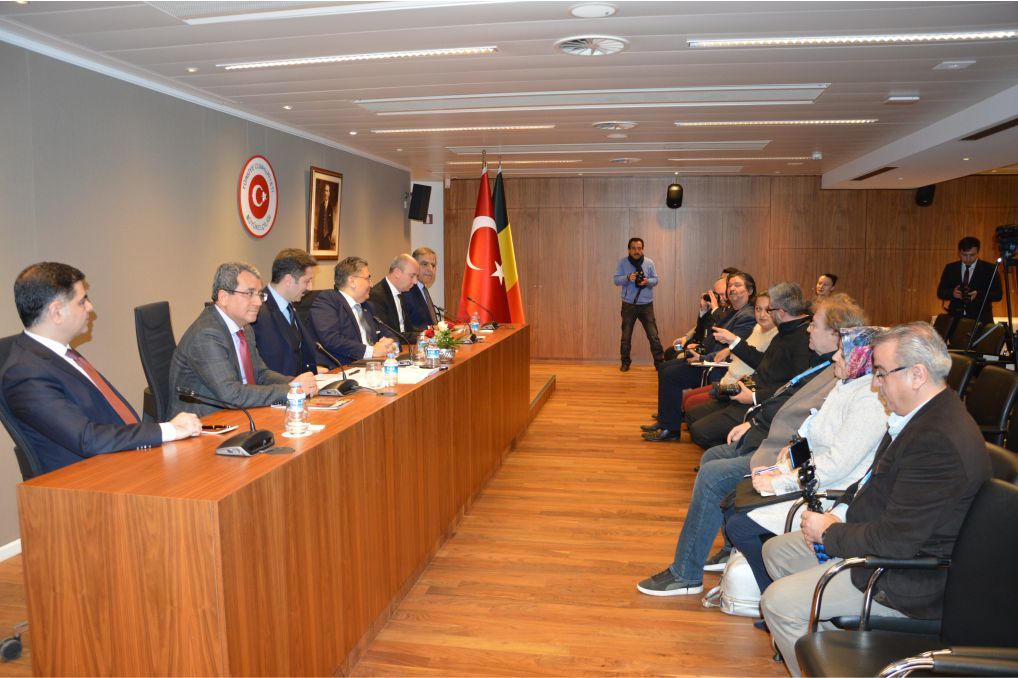 YTB ALT KOMİSYON ÜYELERİ BELÇİKA'DA STK VE BASIN MENSUPLARIYLA BULUŞTU
