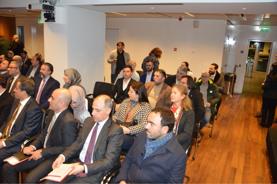 YTB ALT KOMİSYON ÜYELERİ BELÇİKA'DA STK VE BASIN MENSUPLARIYLA BULUŞTU