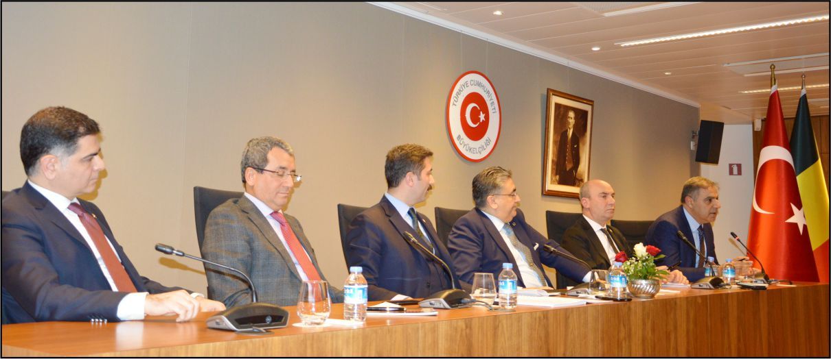 YTB ALT KOMİSYON ÜYELERİ BELÇİKA'DA STK VE BASIN MENSUPLARIYLA BULUŞTU
