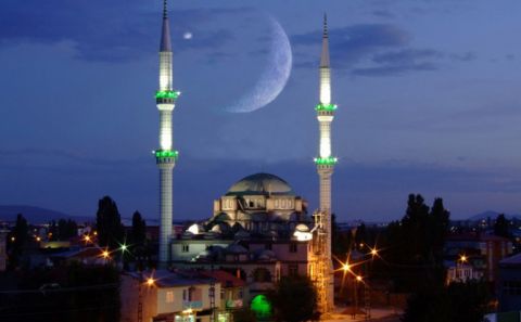 Rahmet Kapısı Üç Aylar Başladı