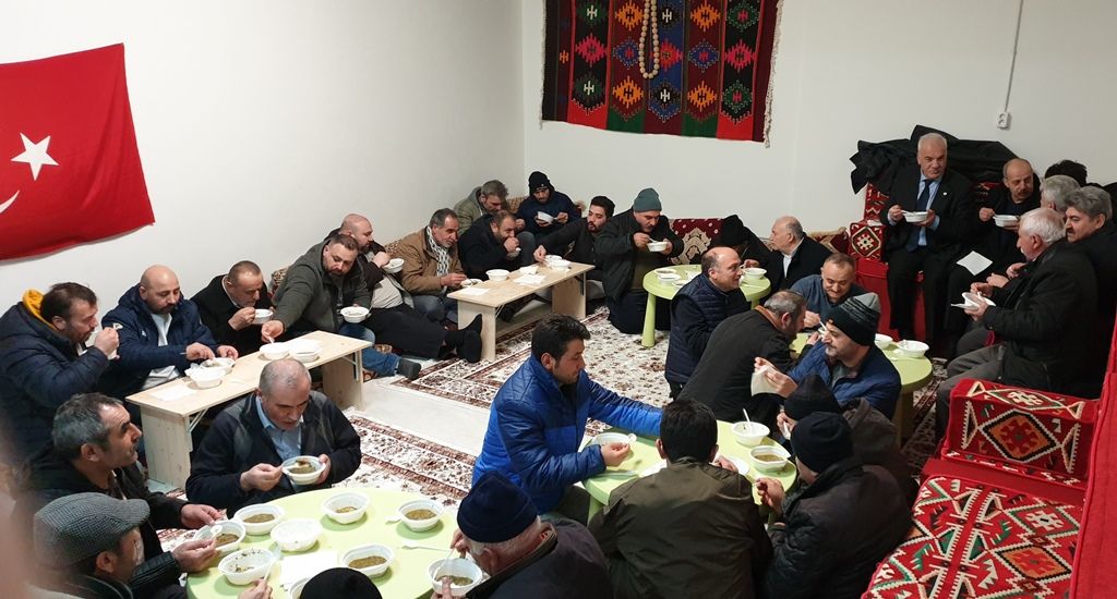 Yiğidolar İdlib Şehitlerini unutmadı