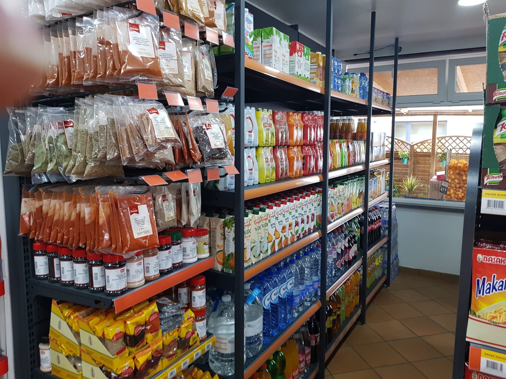 ~~â€˜BAY MARKETâ€™ YENİ İMAJI VE ZENGİN REYONLARIYLA HİZMETE GİRDİ