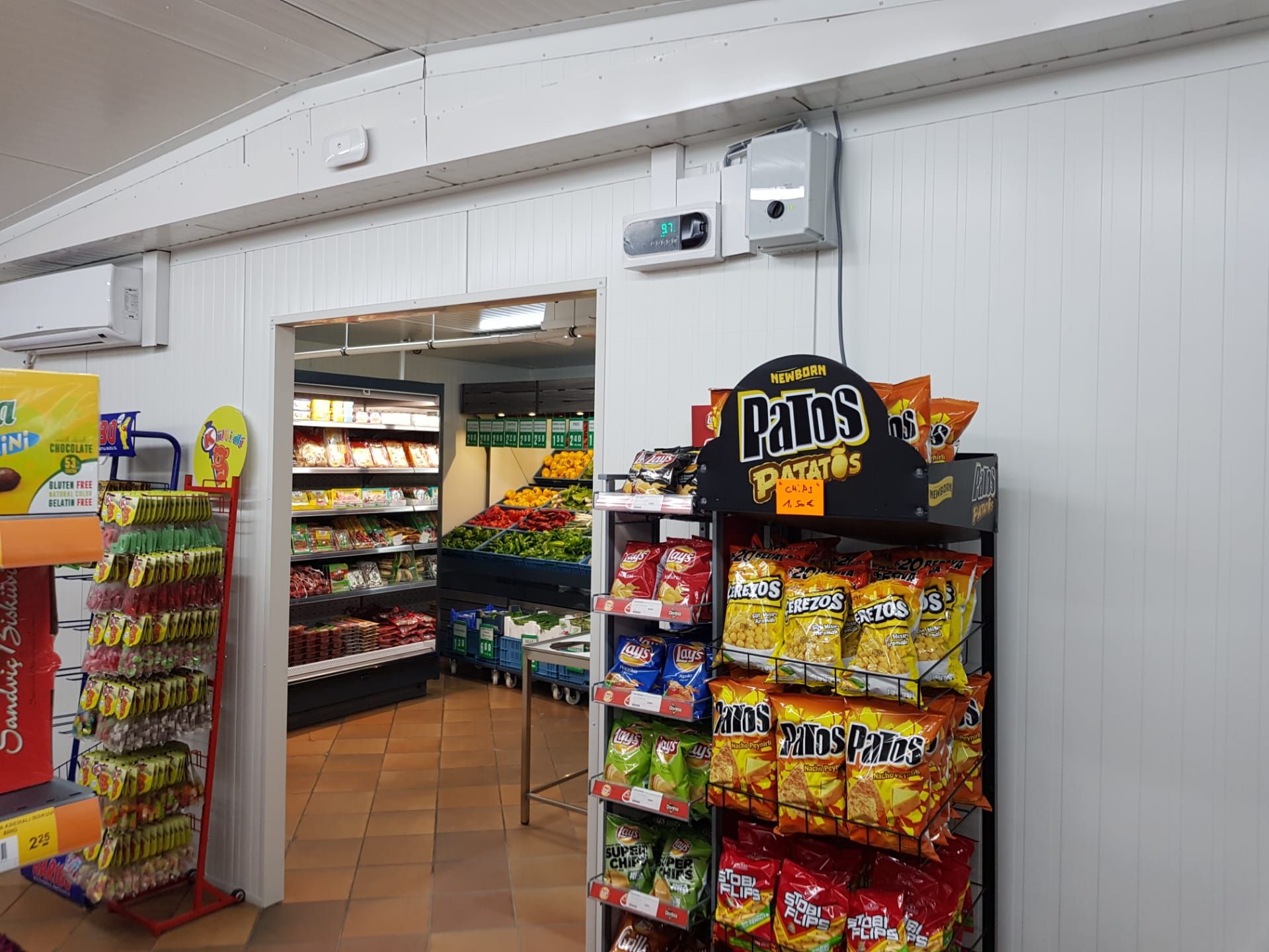 ~~â€˜BAY MARKETâ€™ YENİ İMAJI VE ZENGİN REYONLARIYLA HİZMETE GİRDİ