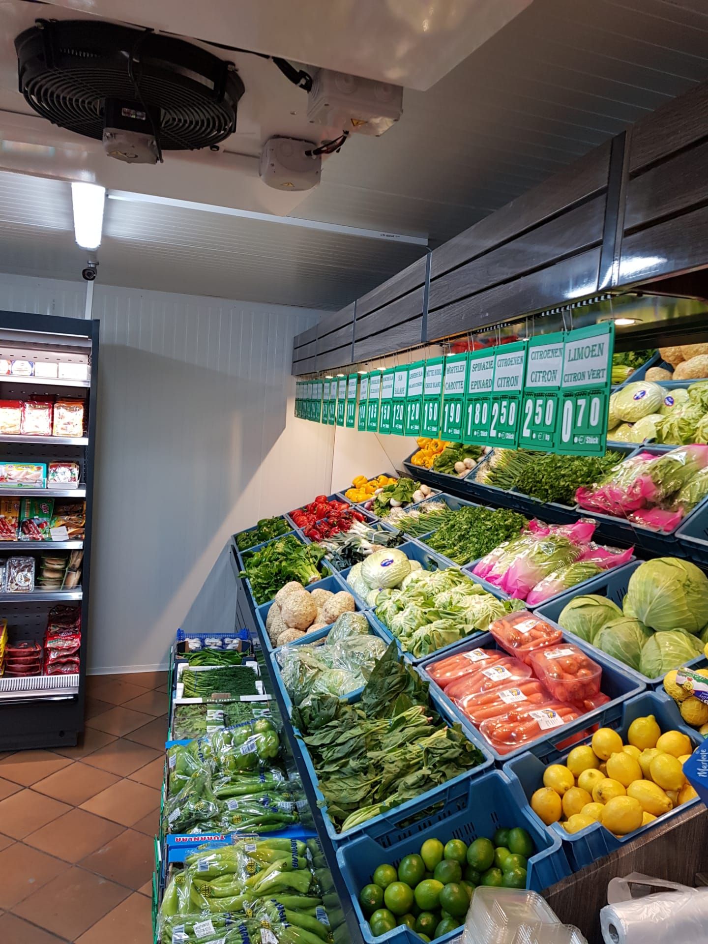 ~~â€˜BAY MARKETâ€™ YENİ İMAJI VE ZENGİN REYONLARIYLA HİZMETE GİRDİ