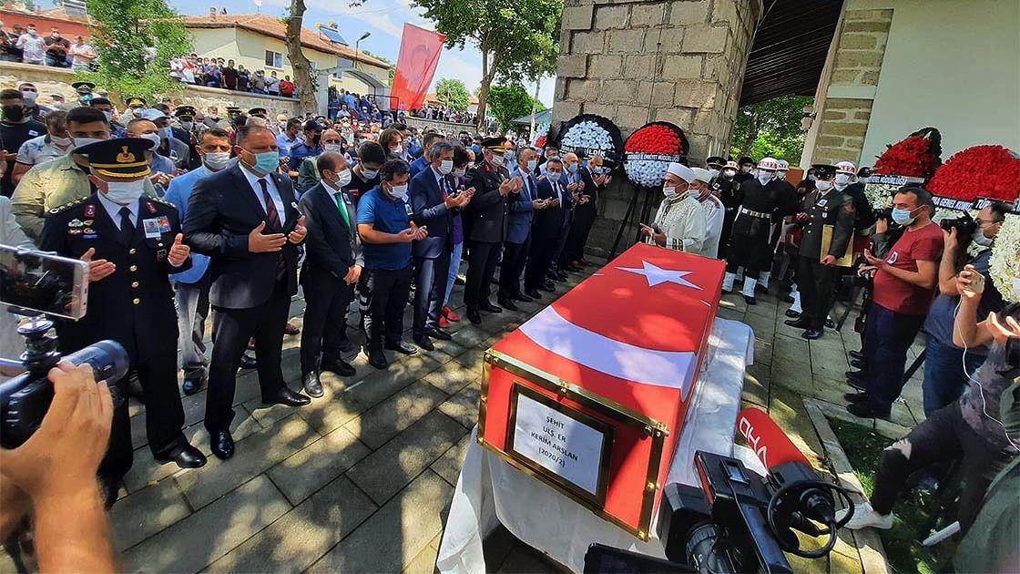 Şehitlerimizi uğurladık
