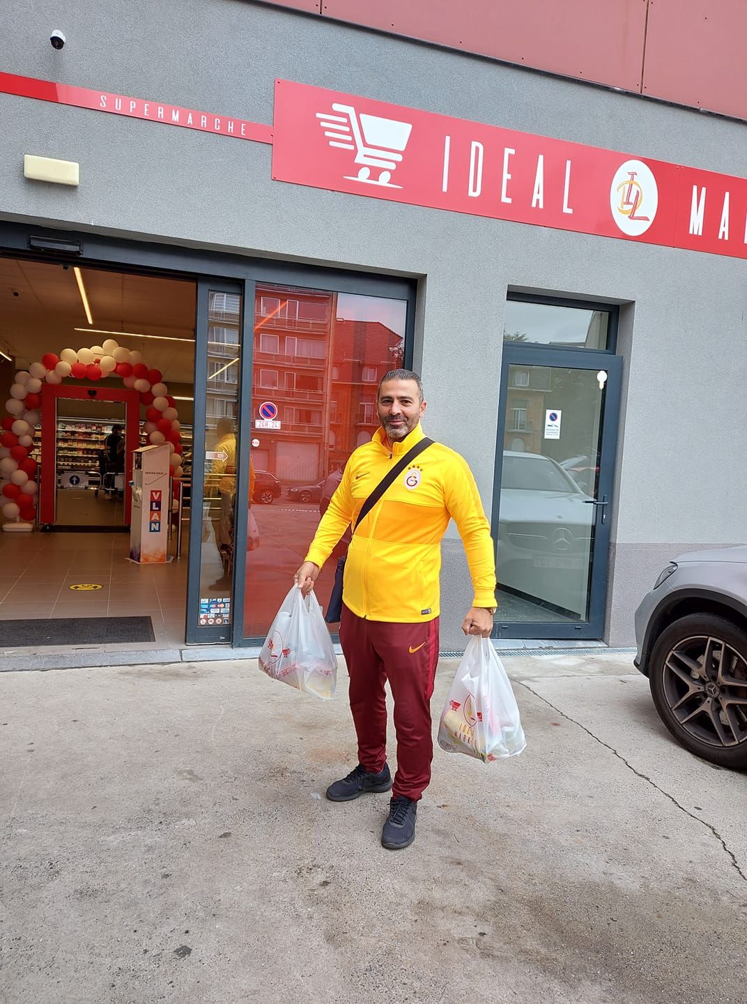 â€˜İDEAL SÜPERMARKETLERâ€™ ZİNCİRİ İLK HALKASINI AÇTI