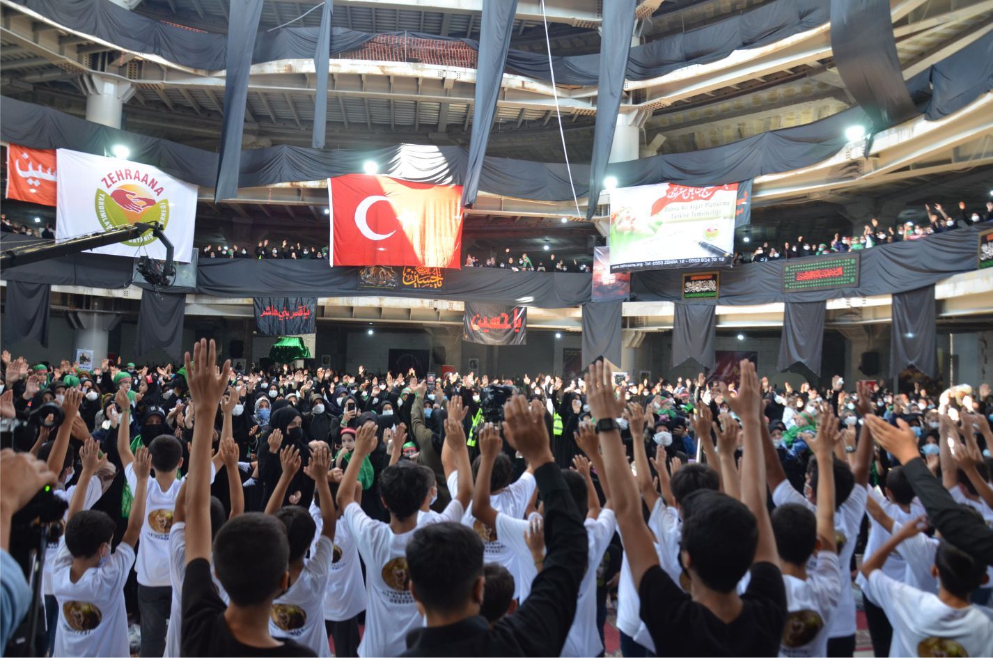 ~~â€˜ZEHRA ANA DERNEĞİâ€™NİN ZEYNEBİYEâ€™DE ORGANİZE ETTİĞİ â€˜ULUSLARARASI ALİ ASGER GÜNÜâ€™NDE GÖZYAŞLARI SEL OLUP AKTI...