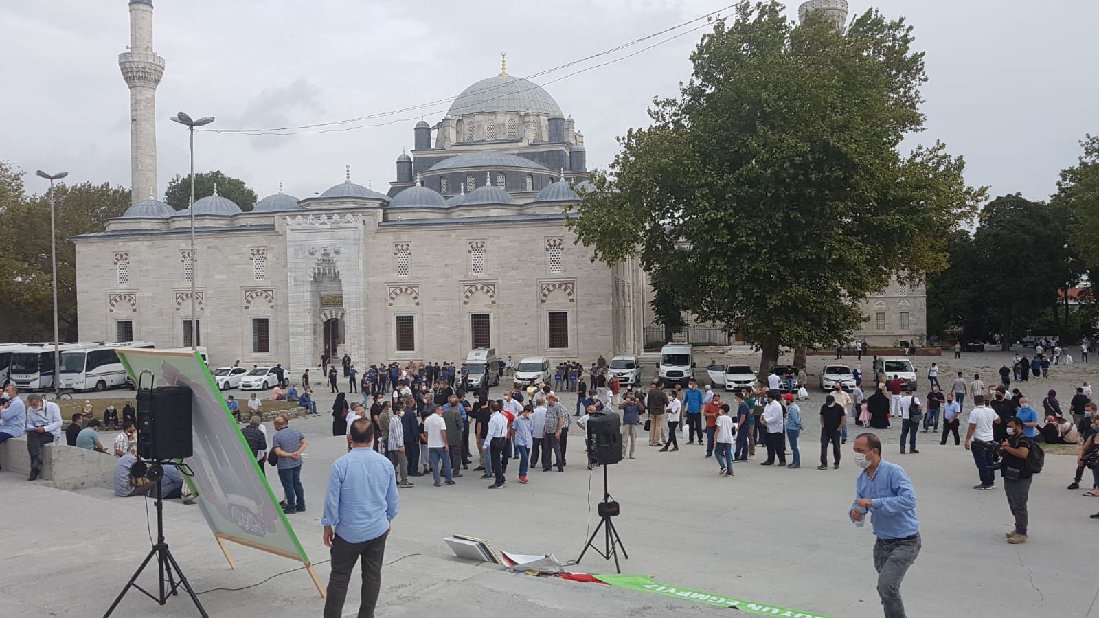 İstanbul'da Peygamber Efendimize Yönelik Hakaret Protesto Edildi