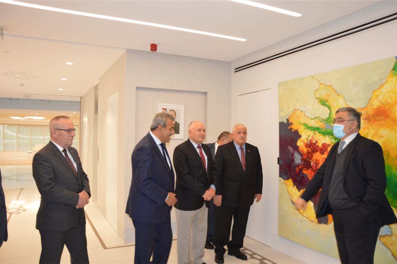 BELÇİKA TÜRK STKâ€™LARDAN AZERBAYCAN BÜYÜKELÇİLİĞİâ€™NE DESTEK ZİYARETİ