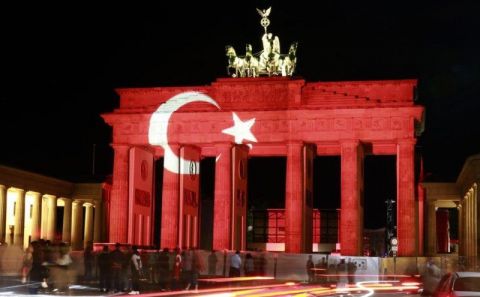 Almanyaâ€™da â€œülkücülükâ€ resmen takip altına alındı