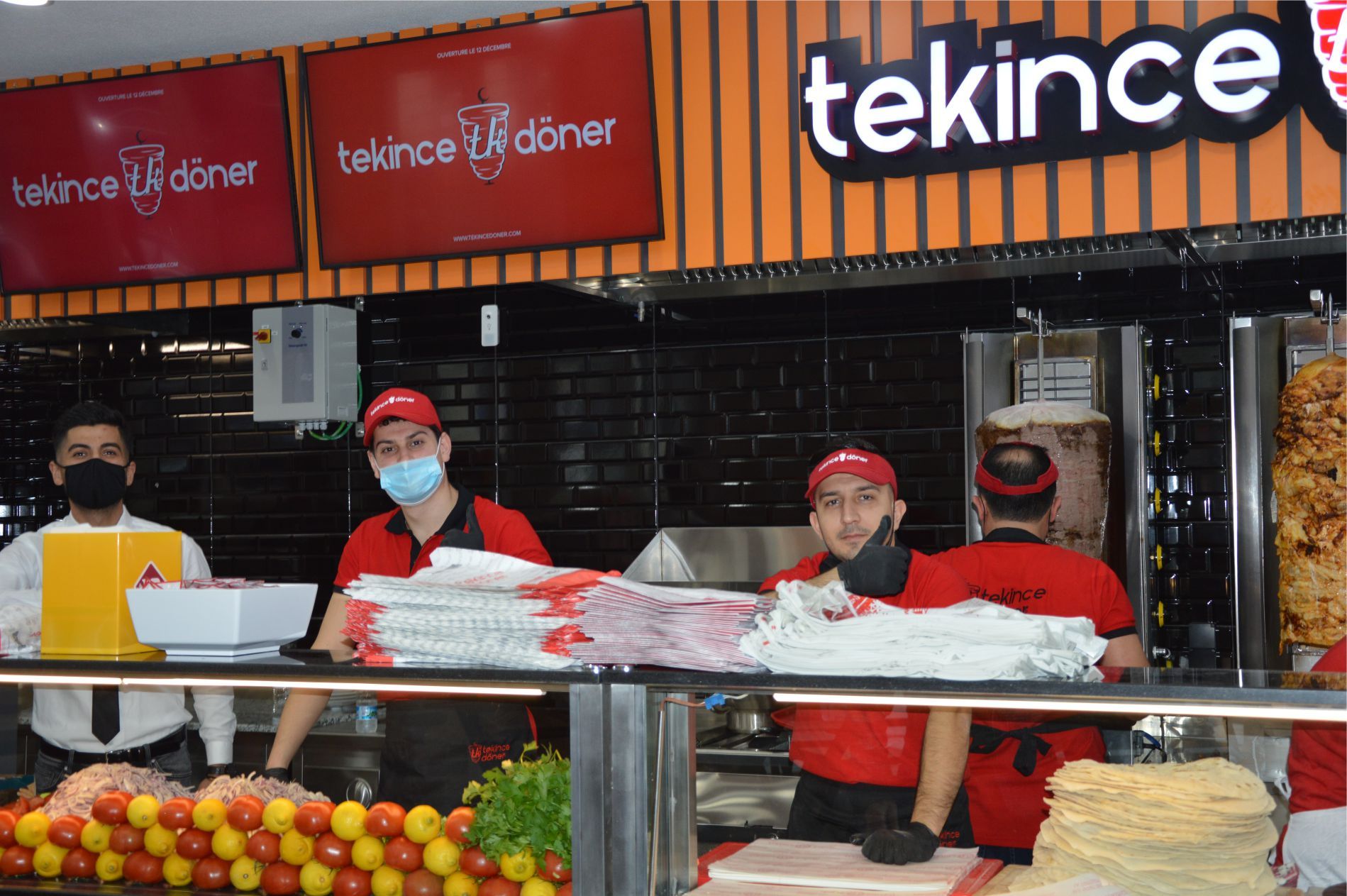 TEKİNCE DÖNER DUALAR EŞLİĞİNDE AÇILIŞINI GERÇEKLEŞTİRDİ