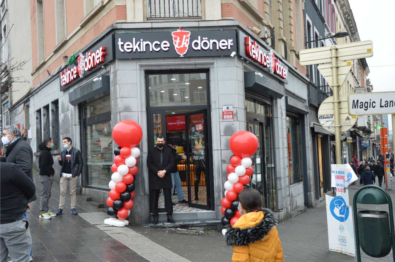 TEKİNCE DÖNER DUALAR EŞLİĞİNDE AÇILIŞINI GERÇEKLEŞTİRDİ