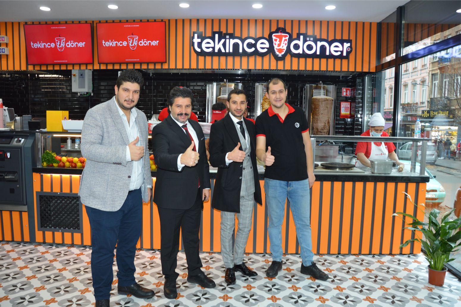 TEKİNCE DÖNER DUALAR EŞLİĞİNDE AÇILIŞINI GERÇEKLEŞTİRDİ