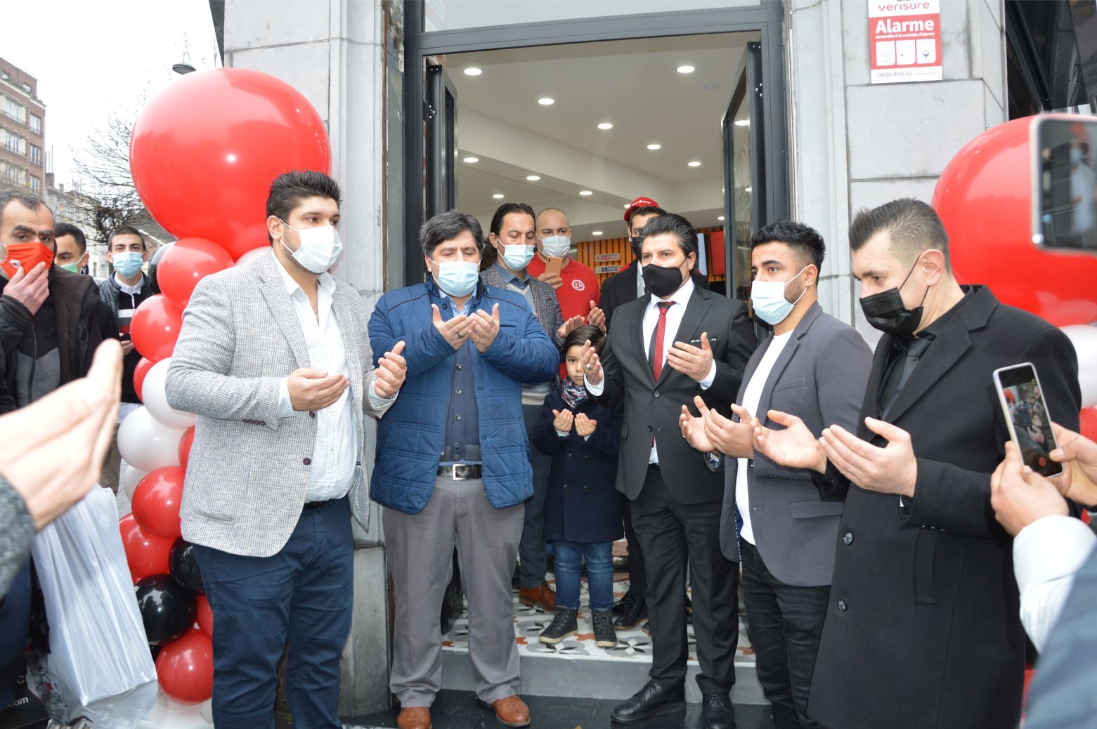 TEKİNCE DÖNER DUALAR EŞLİĞİNDE AÇILIŞINI GERÇEKLEŞTİRDİ