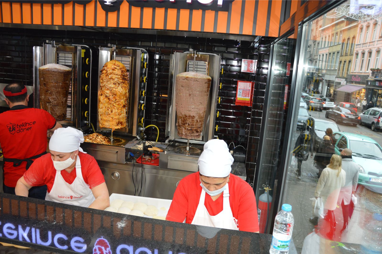 TEKİNCE DÖNER DUALAR EŞLİĞİNDE AÇILIŞINI GERÇEKLEŞTİRDİ
