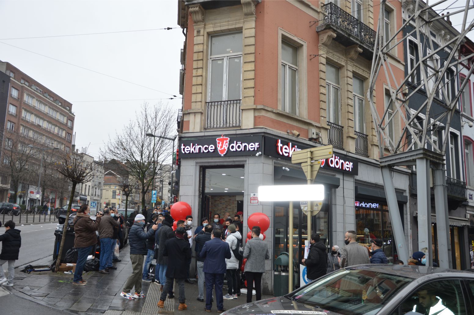TEKİNCE DÖNER DUALAR EŞLİĞİNDE AÇILIŞINI GERÇEKLEŞTİRDİ