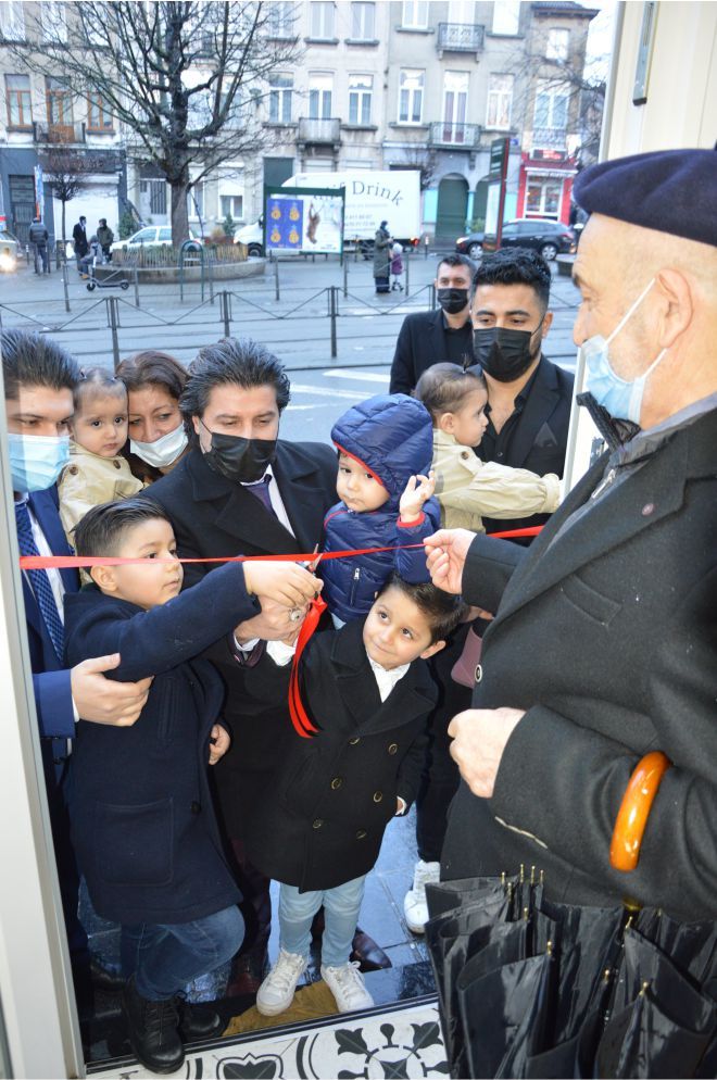 TEKİNCE ÇİĞ KÖFTE FARKLI LEZZETİYLE HİZMETE GİRDİ