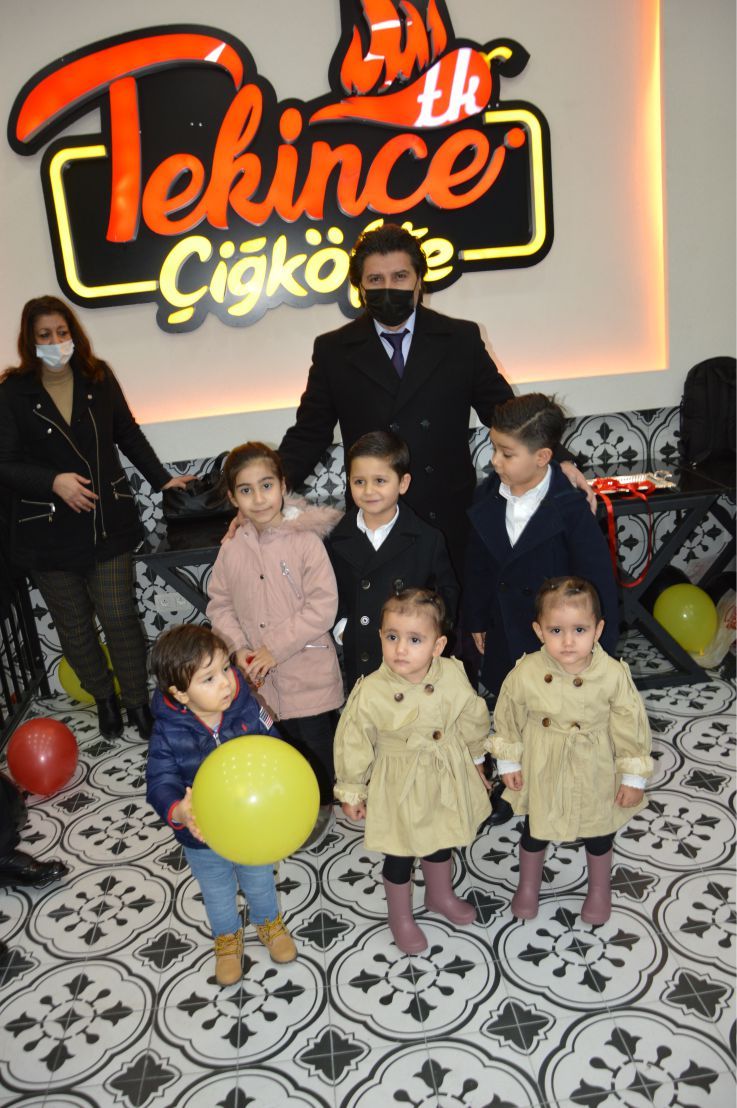 TEKİNCE ÇİĞ KÖFTE FARKLI LEZZETİYLE HİZMETE GİRDİ