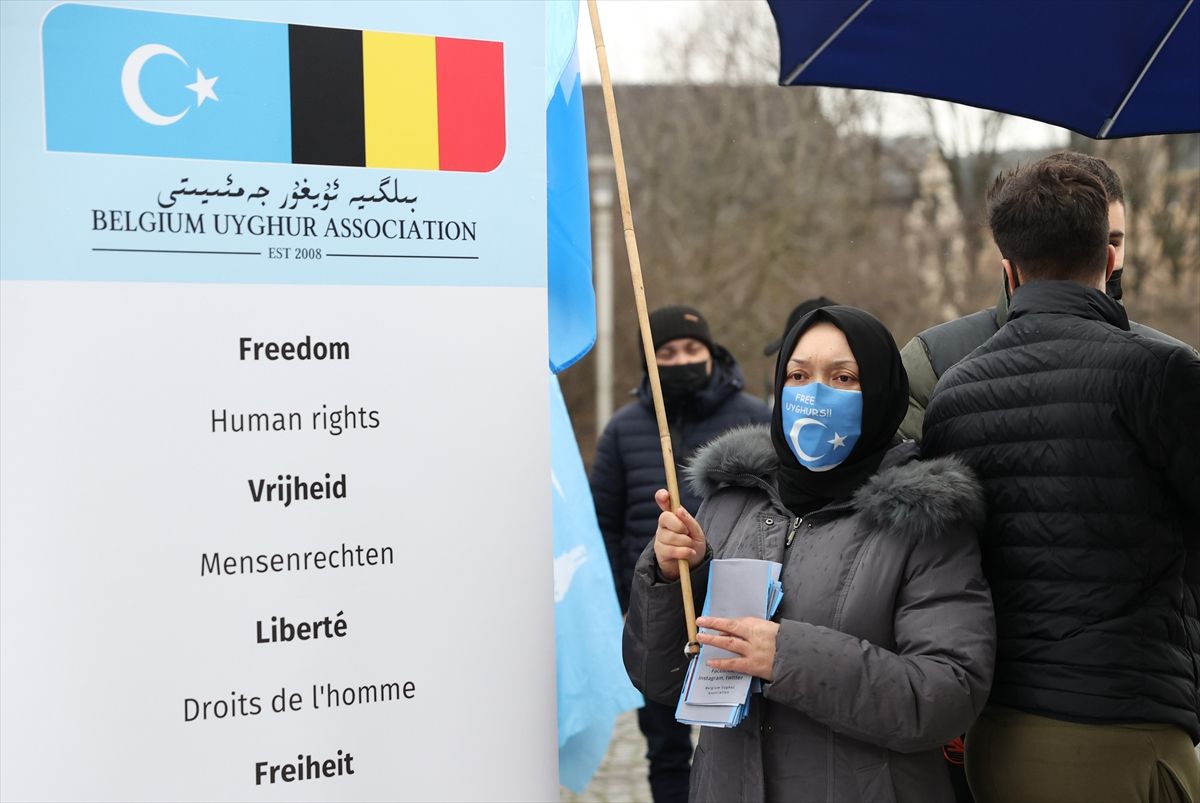 ~Uygur Türkleri, Brüksel'de Çin'i protesto etti