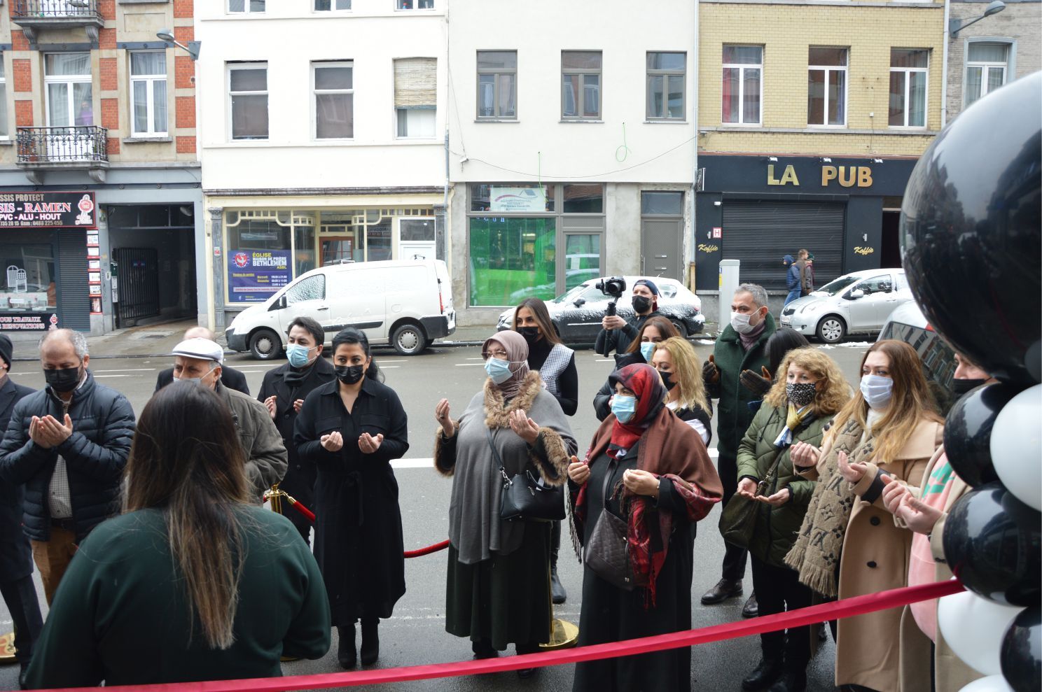 'HUSS ERKEK GİYİM MAĞAZASI' DUALARLA AÇILDI