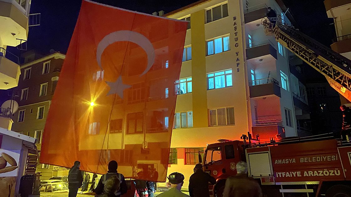 Bingöl'den kalkan askeri helikopter kaza kırıma uğradı: 11 şehit Türkiye şehitlerini uğurluyor
