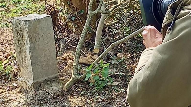 Belçika'da Çiftçi taşı oynattı! İki ülke sınırı değişti