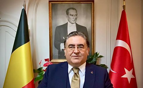 TC Brüksel Büyükelçisi Dr. Hasan Ulusoyâ€™un Ramazan Bayram Mesajı