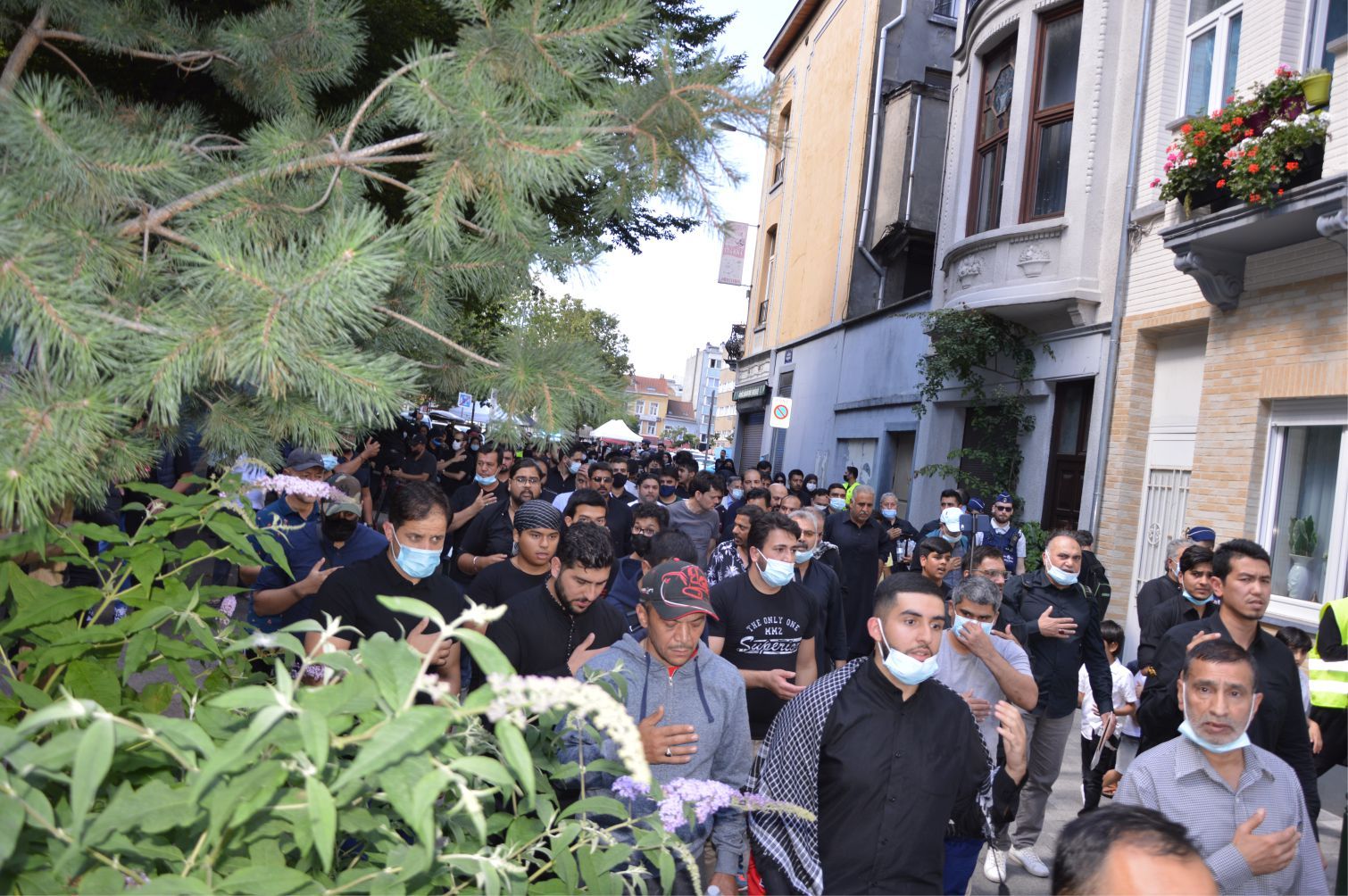 ~~AVRUPA’NIN BAŞKENTİ BRÜKSEL’DE ‘AŞURA YÜRÜYÜŞÜ’ GERÇEKLEŞTİRİLDİ