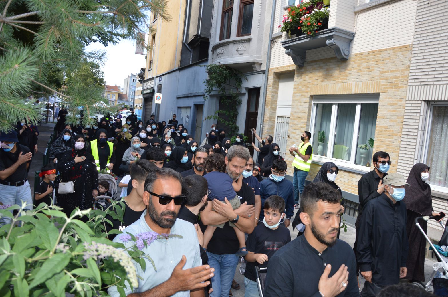 ~~AVRUPA’NIN BAŞKENTİ BRÜKSEL’DE ‘AŞURA YÜRÜYÜŞÜ’ GERÇEKLEŞTİRİLDİ