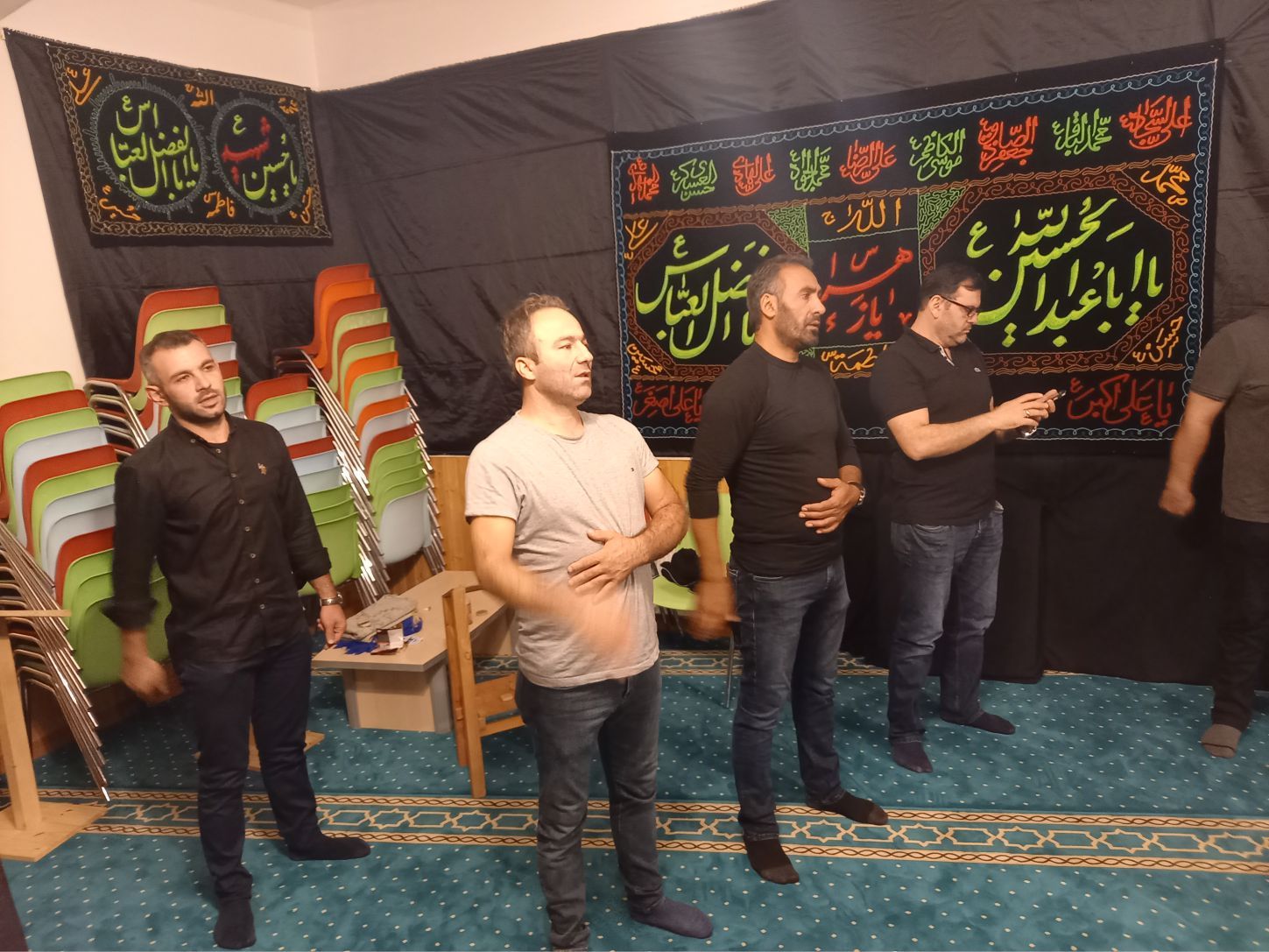 ~~EHLİBEYT DOSTLARI AVRUPA’NIN BAŞKENTİ BRÜKSEL’DE KERBELA ŞEHİTLERİNİ ANDILAR