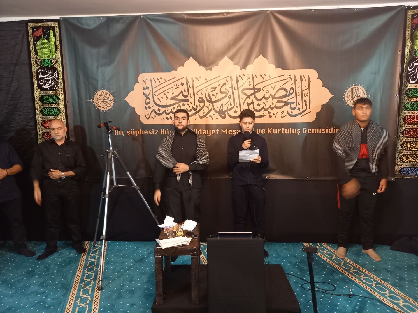~~EHLİBEYT DOSTLARI AVRUPA’NIN BAŞKENTİ BRÜKSEL’DE KERBELA ŞEHİTLERİNİ ANDILAR