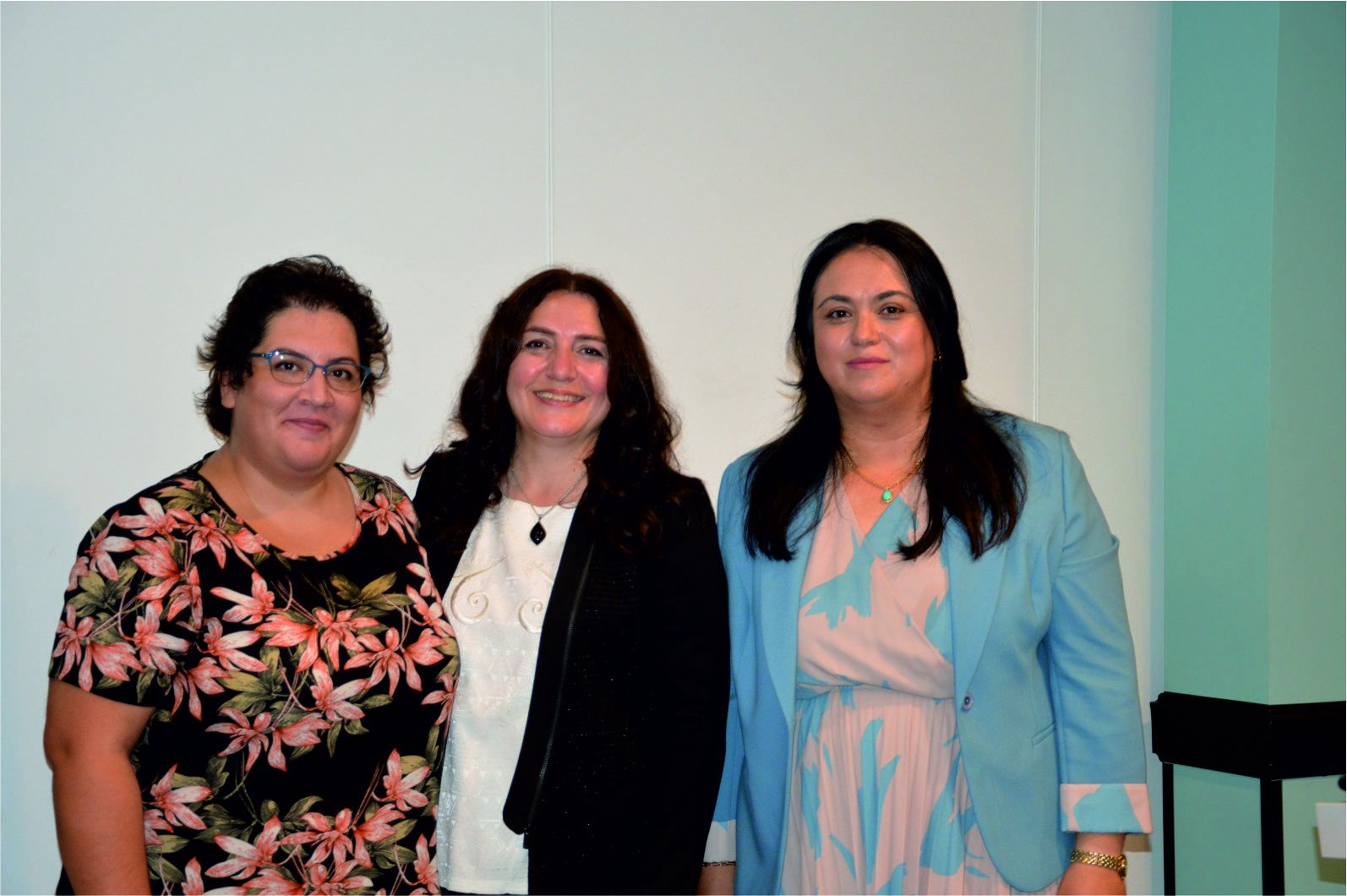 BELÇİKA TÜRK KADINLAR DERNEĞİN'DEN KAHVALTILI KONFERANS