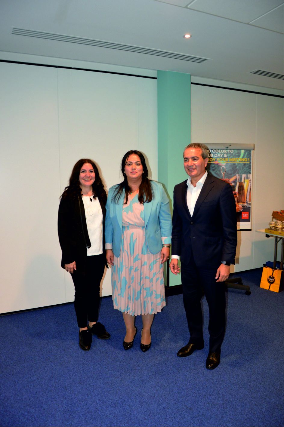 BELÇİKA TÜRK KADINLAR DERNEĞİN'DEN KAHVALTILI KONFERANS