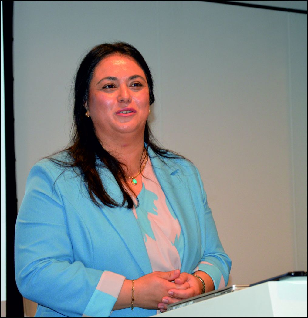 BELÇİKA TÜRK KADINLAR DERNEĞİN'DEN KAHVALTILI KONFERANS
