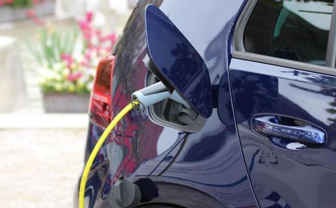 Avrupa'da en çok elektrikli ve hibrit otomobiller satılıyor