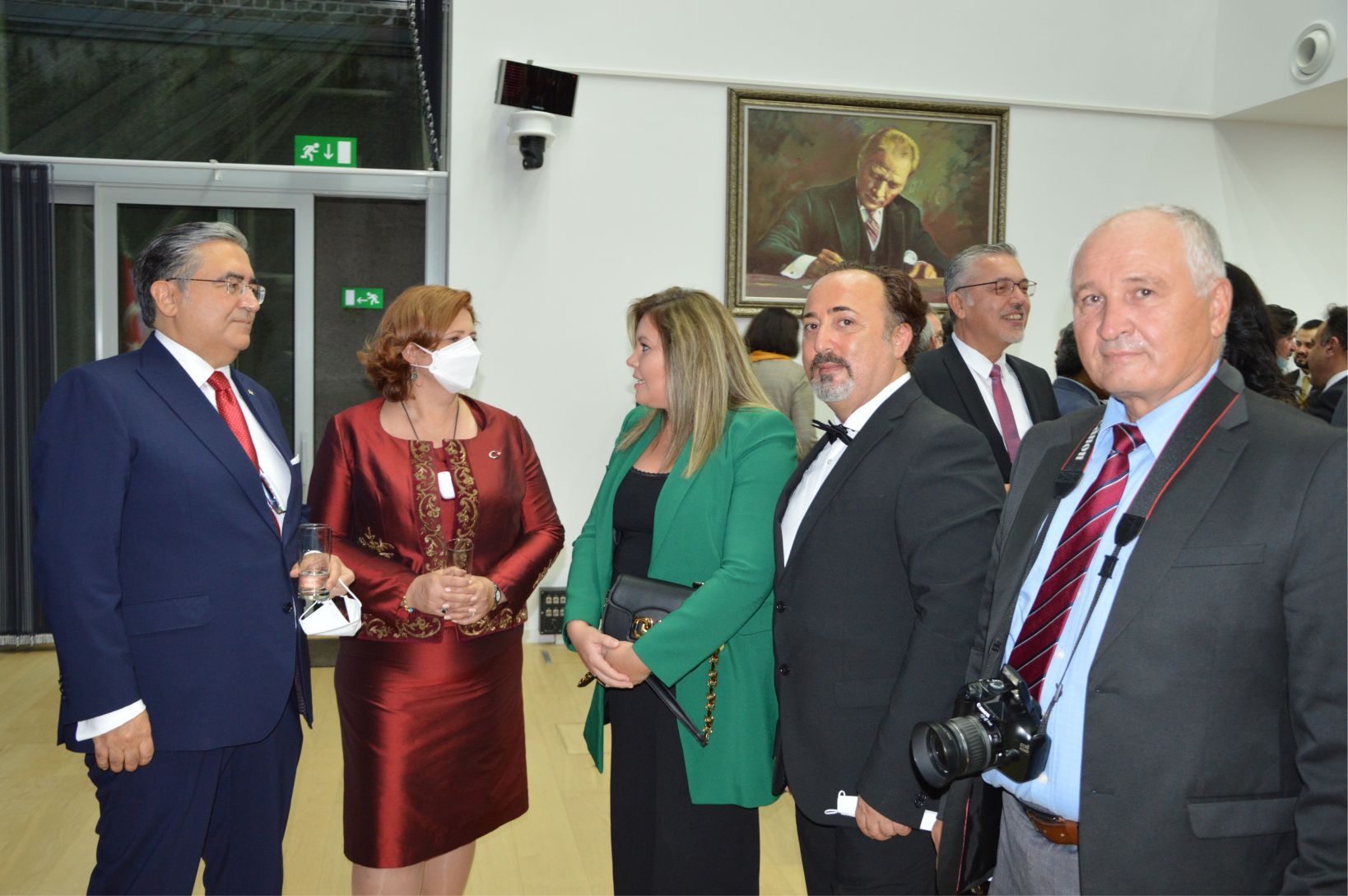 AVRUPA'NIN BAŞKENTİ BRÜKSEL'DEKİ CUMHURİYET RESEPSİYONU'NDA COŞKU VARDI